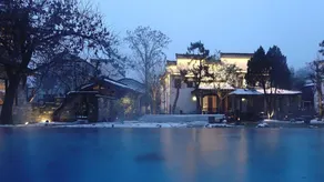 Shilily WeiYan Heritage Hot Spring Resort Hotel - Image 5