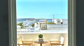 Anita Rooms & Suites Milos - Image 5