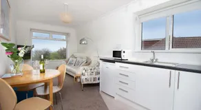 Three Beaches Holiday Apartments - close to Goodrington beach in Paignton - Image 5