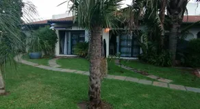 Roxy's Rest Guest House - Image 5