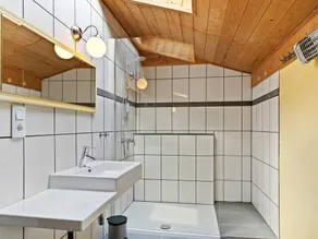 Simplistic Apartment in Fließ near Gachenblick Mountain - Image 4