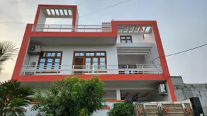 Home away from Home - Image 4