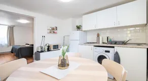 revLIVING Standard Apartments Gars am Kamp - Image 2