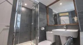 Cornerways Guest House - Image 2