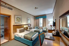 Golden Tulip Al Barsha Dubai Hotel - Image 2