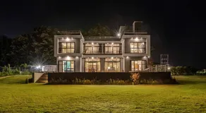 StayVista at Watermark Villa - Image 4
