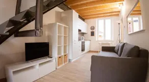 FLATS 15 - New Opening - Image 2