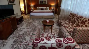Ramee Royal Hotel - Image 2