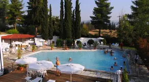 Hotel Prigipikon Suites and sofites - Image 4