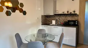 Eden House - Image 5