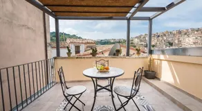 Il Baiocco -Ibla Charme Rooms - Image 2