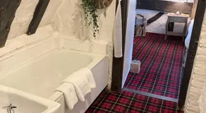 Thatched Cottage Hotel - Image 3