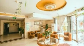 GreenTree Inn Yangzhou Slender West Lake Wencheng Attic Express Hotel - Image 5