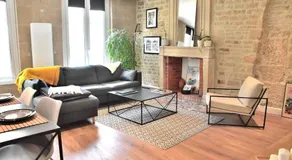Hyper Centre - Élégant Appartement au Pied des Restaurants et Boutiques - Image 3