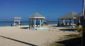 2 Bed-Sleeps 4-Gated community-5 Min Town Centre - Image 5