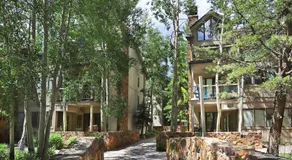 2721 Chateaux DMont Condo - Image 4