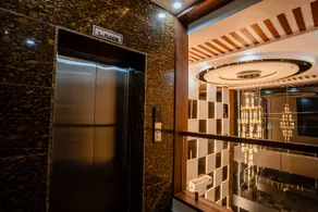 Hotel Ten 11 - Image 2
