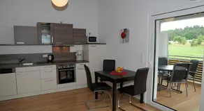 Appartamento con terrazza, sauna e griglia | Vista sul giardino - Image 3