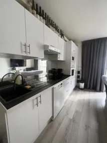 Cocooning Apartment very close to Champs Élysée - Image 3