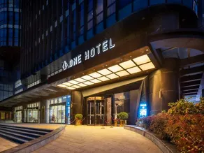 One Hotel - Image 4