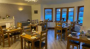 Victoria House Bed and Breakfast - Image 2