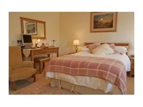 Chestnuts House Boutique B&B - Image 2