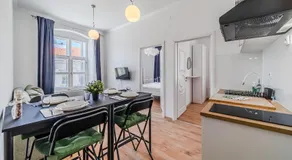 Old Town Heritage Apartments - Image 5