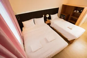 JVJ HOTEL - Image 3