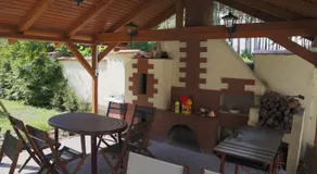 WIlla Maksymilian Bed and Breakfast - Image 4