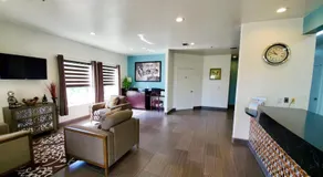 Scottish Inns & Suites Forney - Image 2