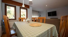Cozy apartment in downtown Somo - Image 5