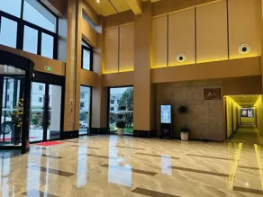 YUE.SCENERY HoTEL - Image 3