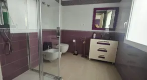 habitaciones en Chalet con piscina y jacuzzi en Madrid - Image 2