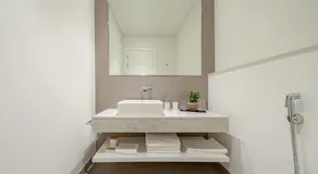 Stylish 1BR in Al Zohra Seaside Hills - Image 2
