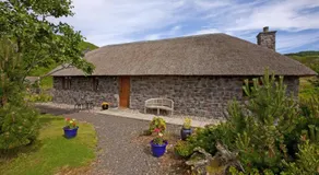 Clan Cottages Luxury Thatched Retreat near Oban - Image 5