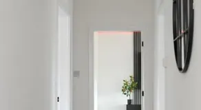 Modern 3 Bedroom Apartment - Image 5