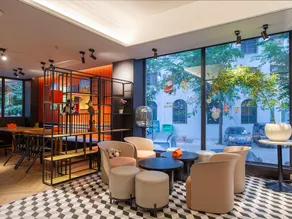 O.Live Social Hotel Haikou High-speed Rail East Station - Image 3