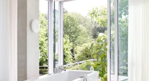 H-House Architectural Residence - Image 3