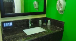 Studio City Inn - Near Universal Studios Hollywood - Image 2