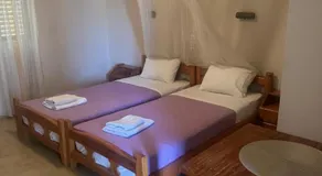 Agiazi Vacation Rooms Pitsidia - Image 2