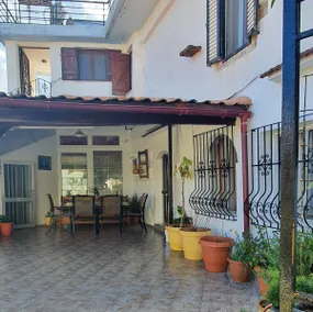 House of Tasia - Image 2