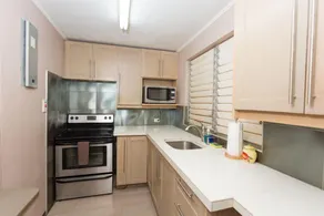 New Kingston Guest Apartments II - Image 5