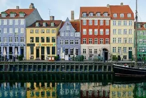 2 Bedroom Apartment in Trendy Area - Image 5