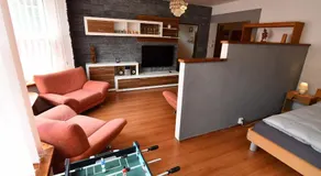 APARTMENTS V+K - Image 2