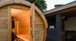 Luxueus vakantiehuis in hartje Ronse met 7 slaapkamers & badkamers - Image 4