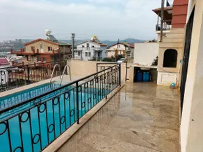 Villa with private pool - Image 5