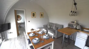 Wolds Wine Estate - Image 4