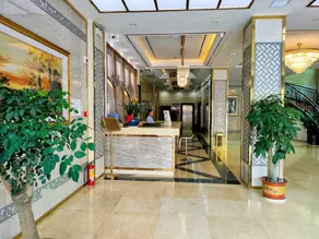 Yilong Hotel - Image 3