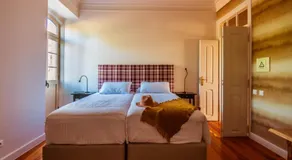 Marchanta Riverside Hotel - Image 4