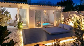 La Bastide de Damien, 5 clefs Demeure d'Exception et Table Remarquable dans le guide Teritoria, JACUZZI Privatif, Cuisine étoilée Dominique Frérard - Image 3
